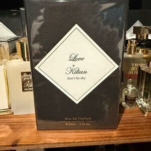 Love by Kilian Don’t Be Shy